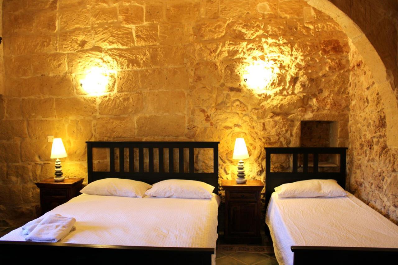 Il-Wileg Bed & Breakfast Qala Bagian luar foto