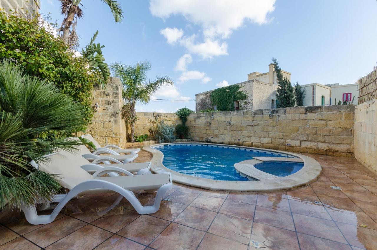 Il-Wileg Bed & Breakfast Qala Bagian luar foto