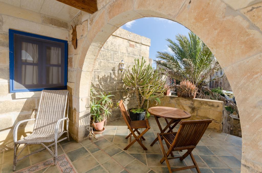 Il-Wileg Bed & Breakfast Qala Bagian luar foto