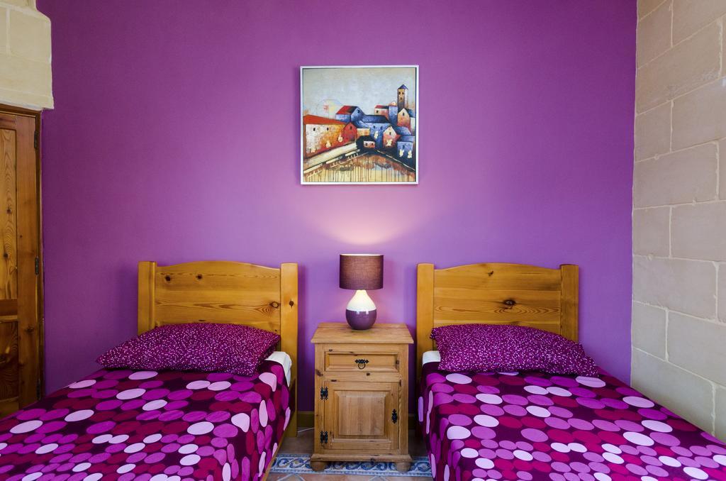 Il-Wileg Bed & Breakfast Qala Bagian luar foto